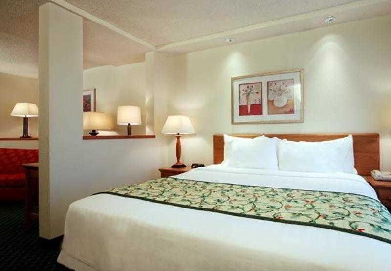 Fairfield Inn And Suites By Marriott Houston The Woodlands Camera foto