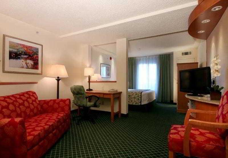 Fairfield Inn And Suites By Marriott Houston The Woodlands Camera foto
