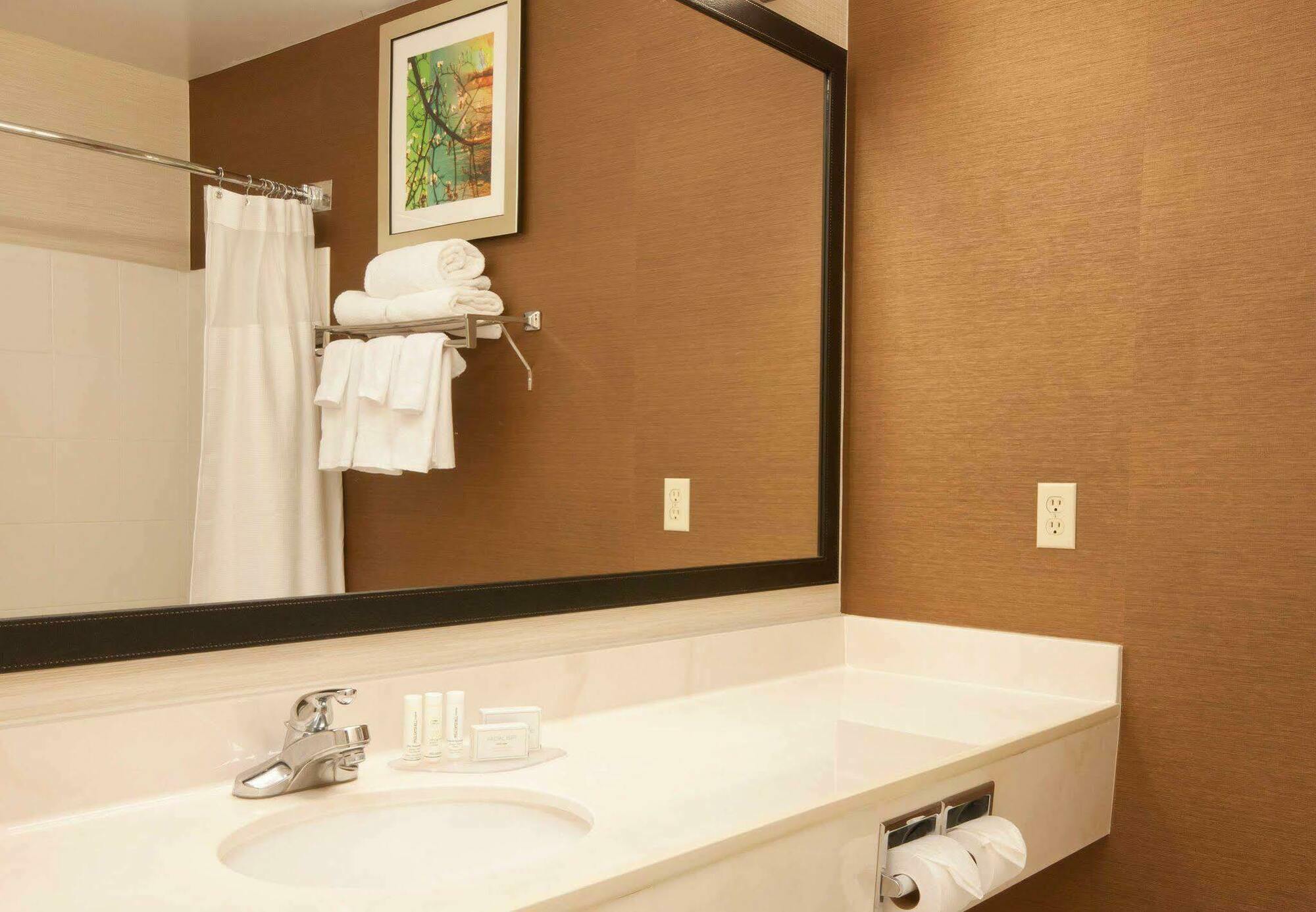 Fairfield Inn And Suites By Marriott Houston The Woodlands Esterno foto